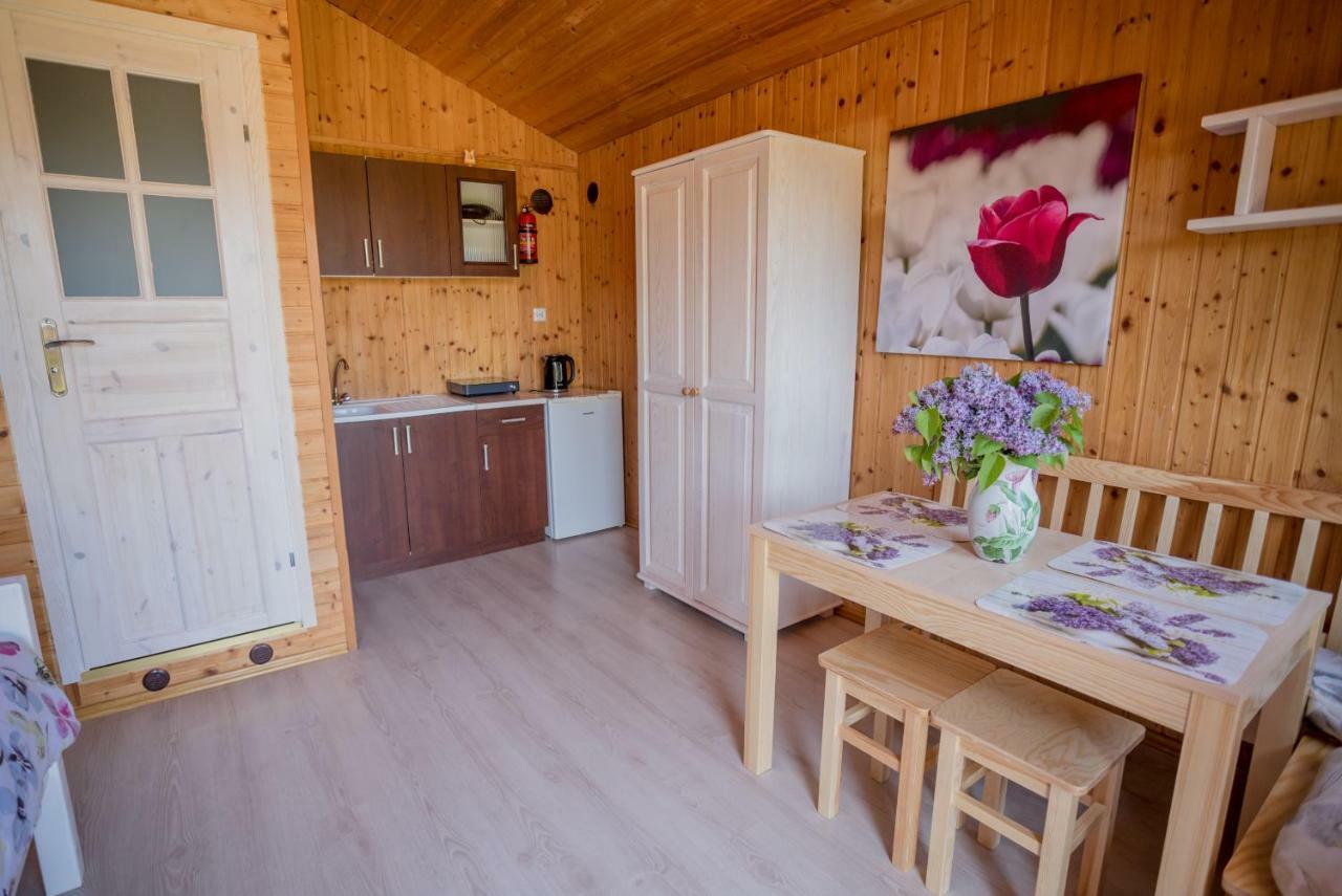 Domek Skowronek Szczytna Kültér fotó